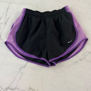 Nike Dri-fit tempo shorts Purple Black Medium Run Liner 6 Women’s EUC